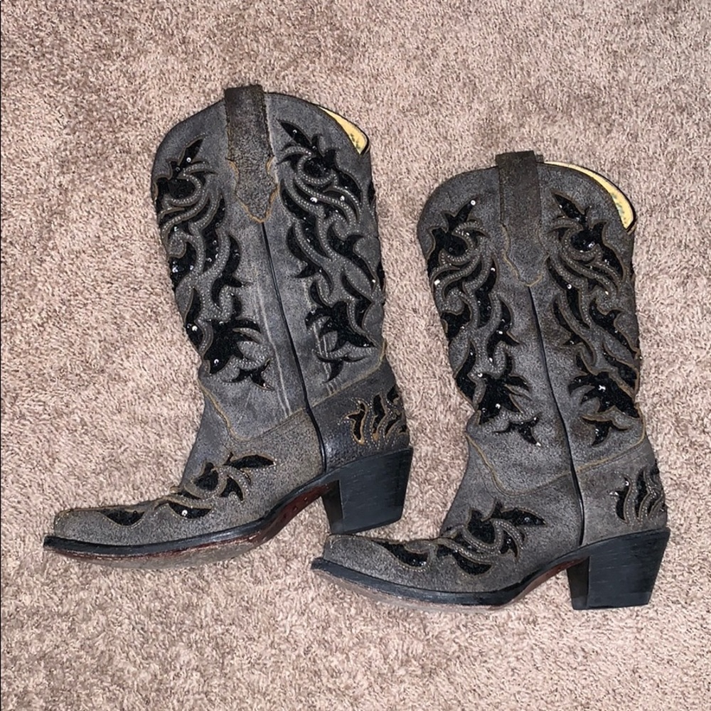 Sequin Corral boots size 6